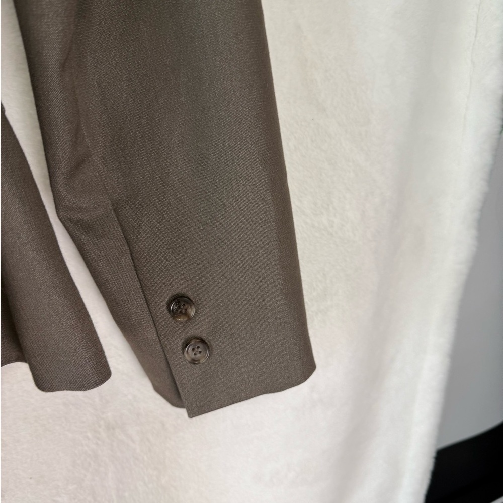 T Tahari Dark Brown Two-Piece Belted Blazer Suit - Picture 10 of 16